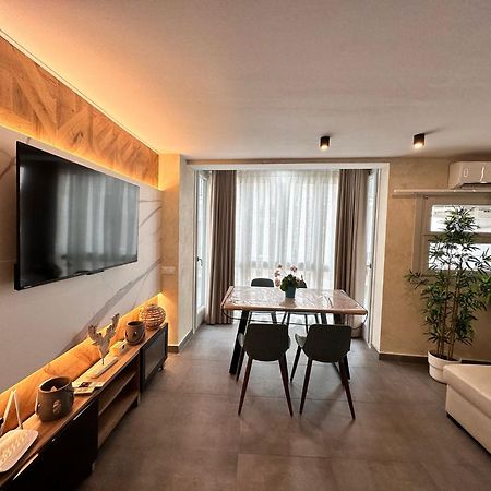 Playa Carihuela Apartamentos El Carmen Torremolinos Luaran gambar