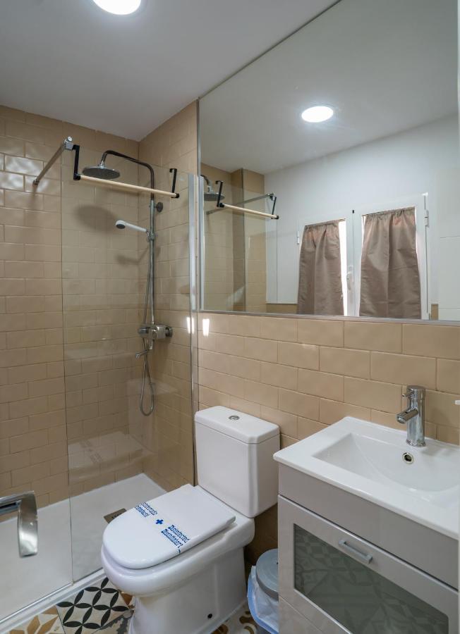Playa Carihuela Apartamentos El Carmen Torremolinos Luaran gambar